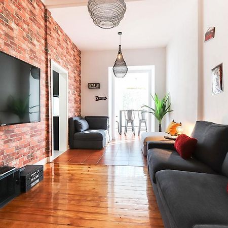 Rato Design With Terrace By Homing Apartment Lisbon Bagian luar foto