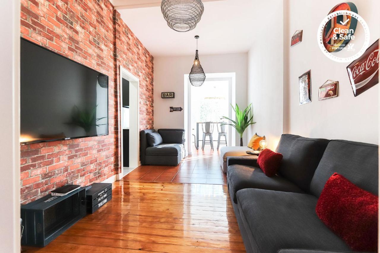 Rato Design With Terrace By Homing Apartment Lisbon Bagian luar foto