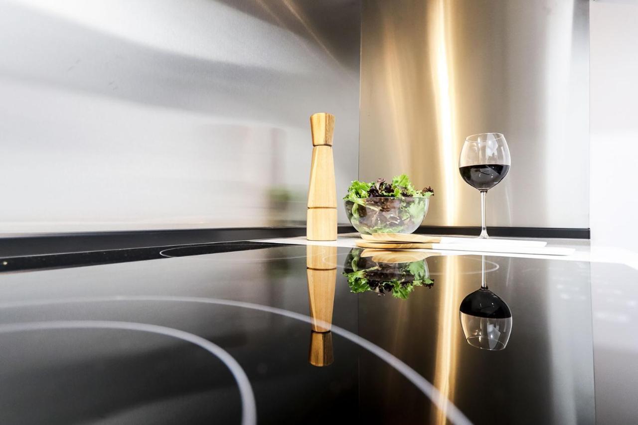 Rato Design With Terrace By Homing Apartment Lisbon Bagian luar foto