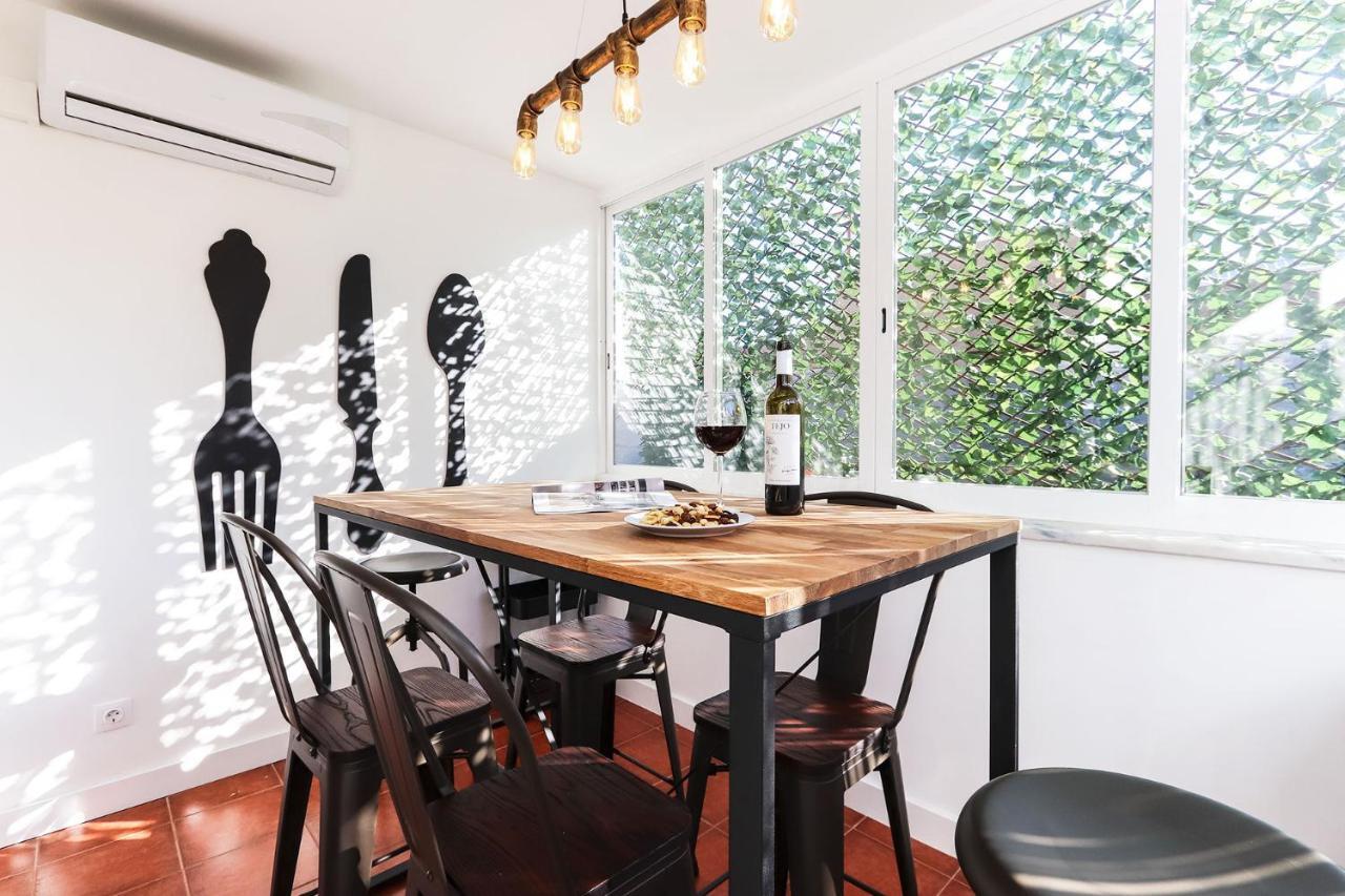 Rato Design With Terrace By Homing Apartment Lisbon Bagian luar foto